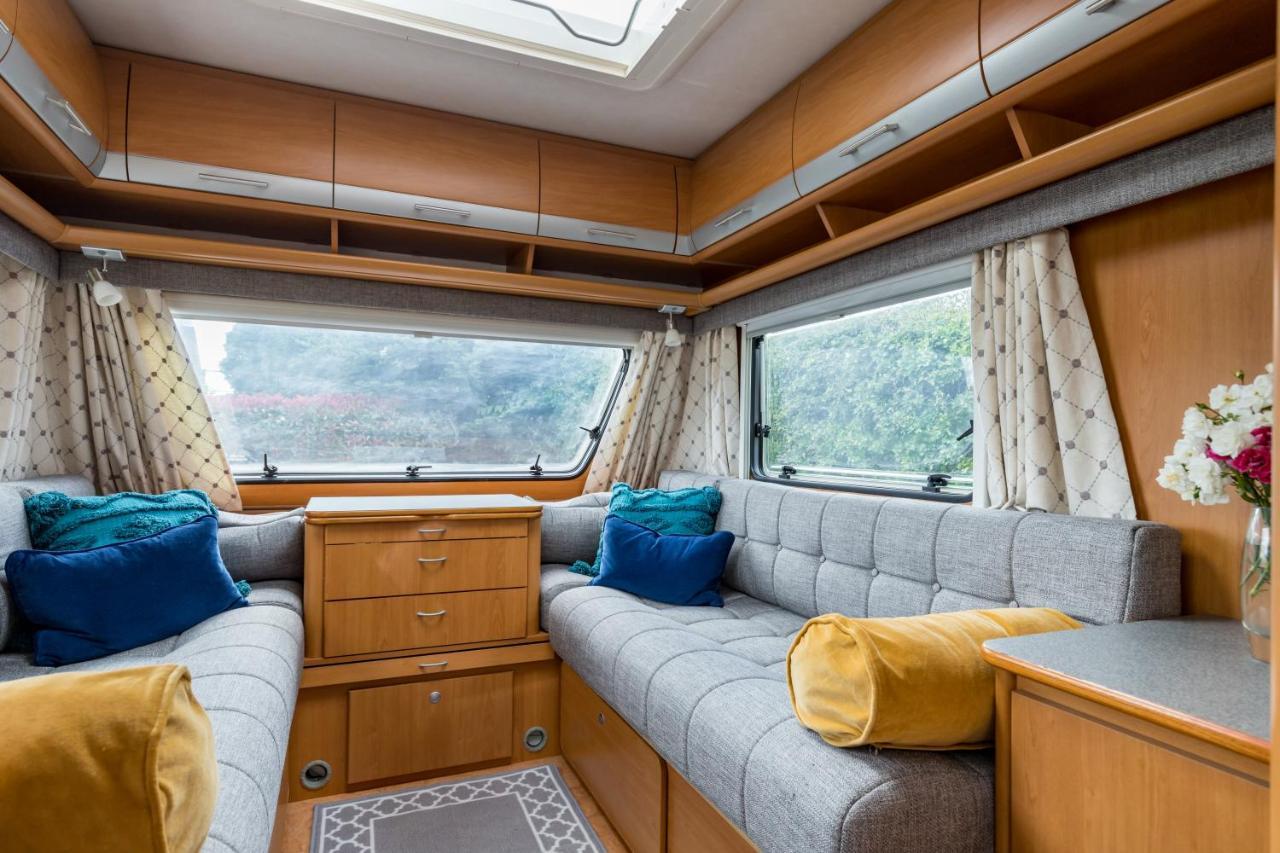 Cosy Caravan On Luxury Campsite Hulme End Ngoại thất bức ảnh