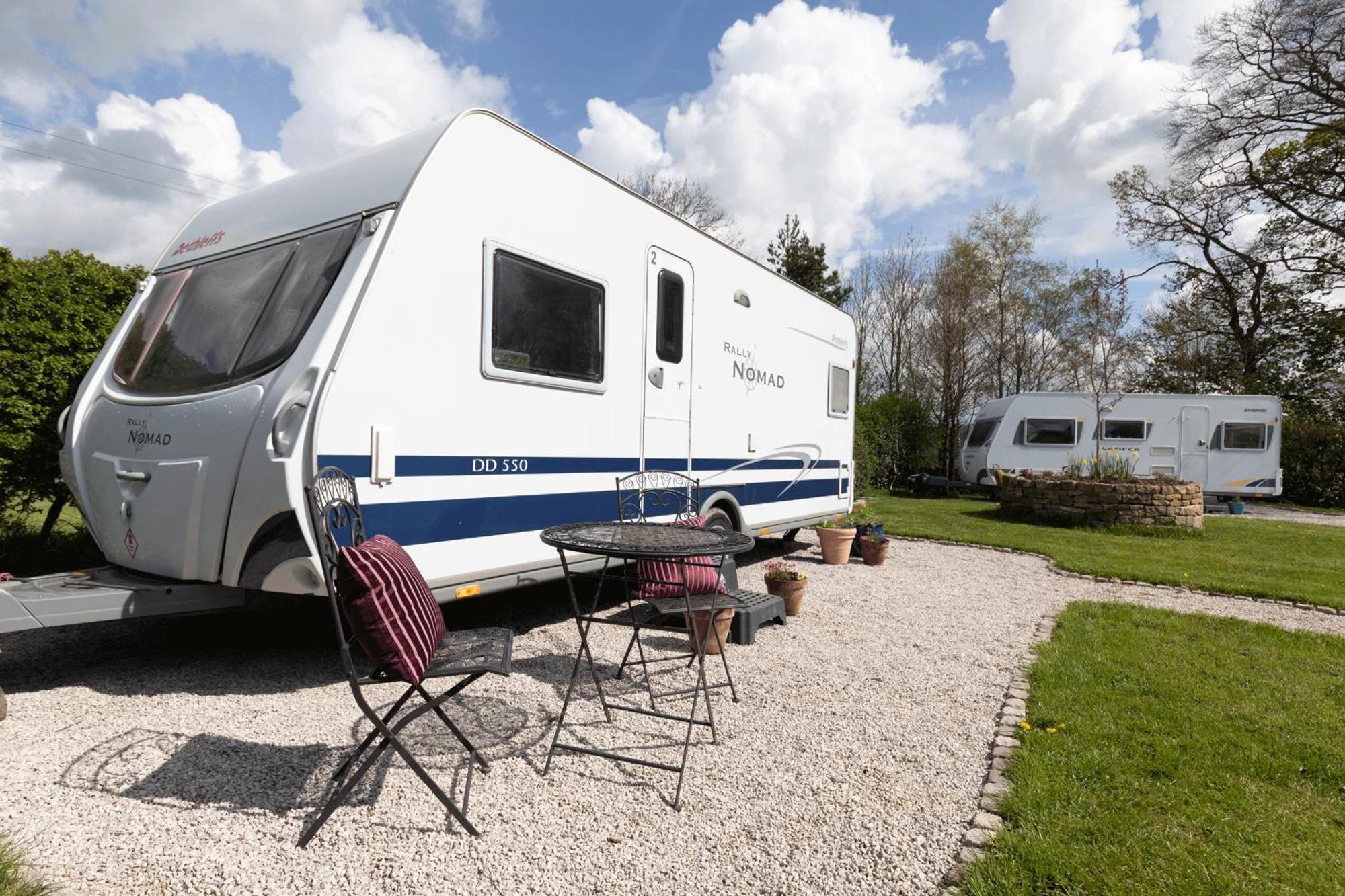 Cosy Caravan On Luxury Campsite Hulme End Ngoại thất bức ảnh